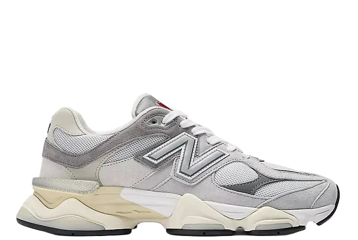 NB 9060 Castlerock White Raincloud