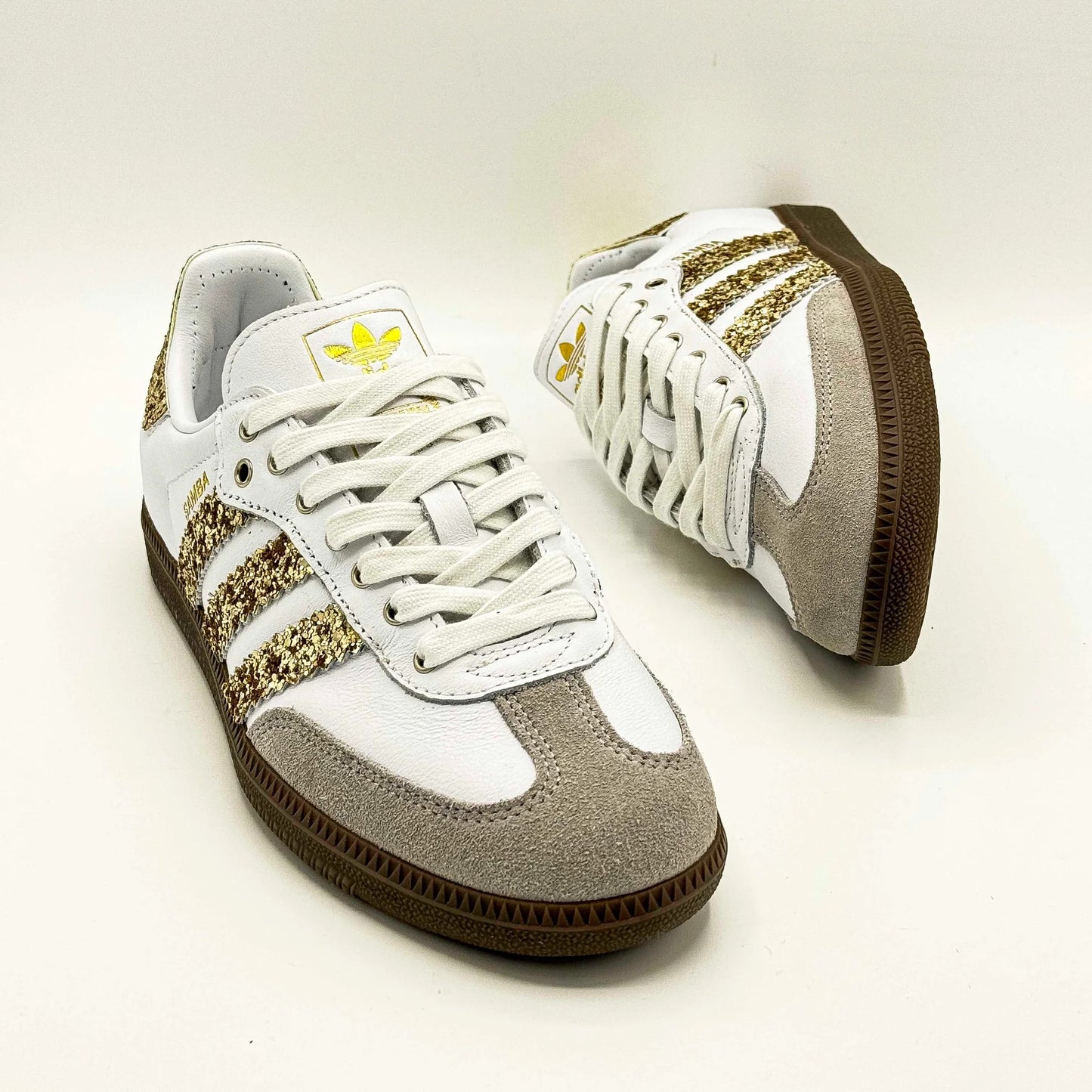 ADI GOLD SHINE WHITE LIMITED EDITION