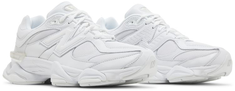 NB 9060 Triple White