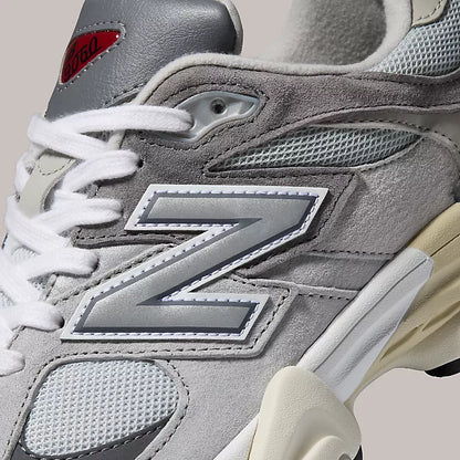 NB 9060 Castlerock White Raincloud
