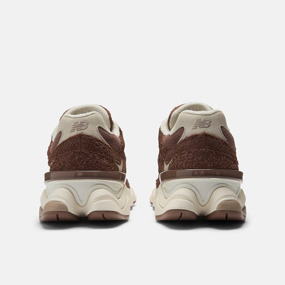 NB 9060 Rich Oak Timberwolf