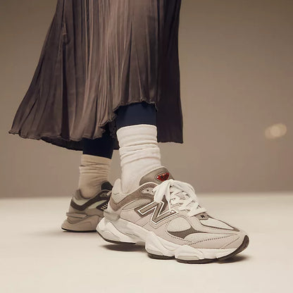 NB 9060 Castlerock White Raincloud