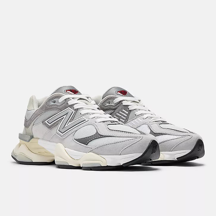 NB 9060 Castlerock White Raincloud